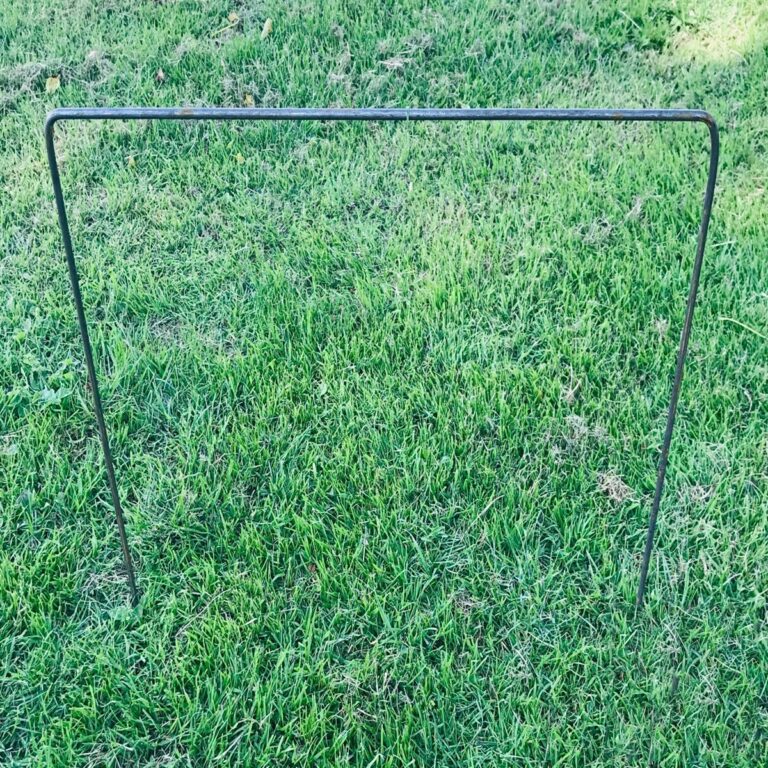 5061098720275 1 Straight Steel Plant Support 50cm x 60cm.jpg